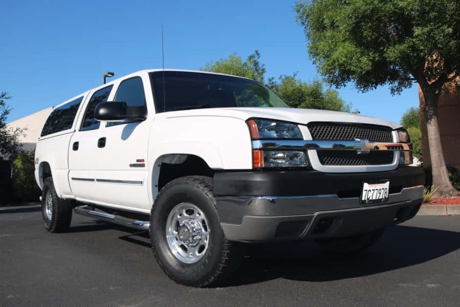 2003 Chevrolet Silverado GMT800 Heavy Duty (2000-2007) sold for $23,250