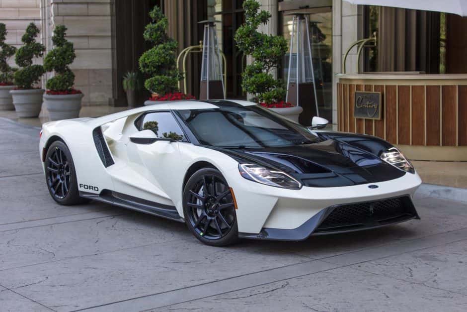 2022 Ford GT 2nd Generation sold for $892,000