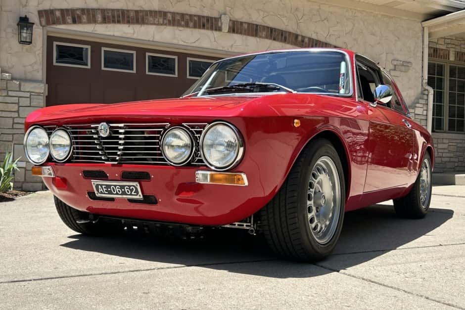 1971 Alfa Romeo 105/115 Series Coupe sold for $132,000