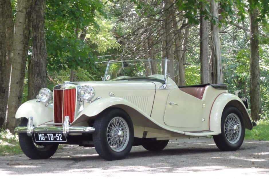 1952 MG TD sold for $10,000