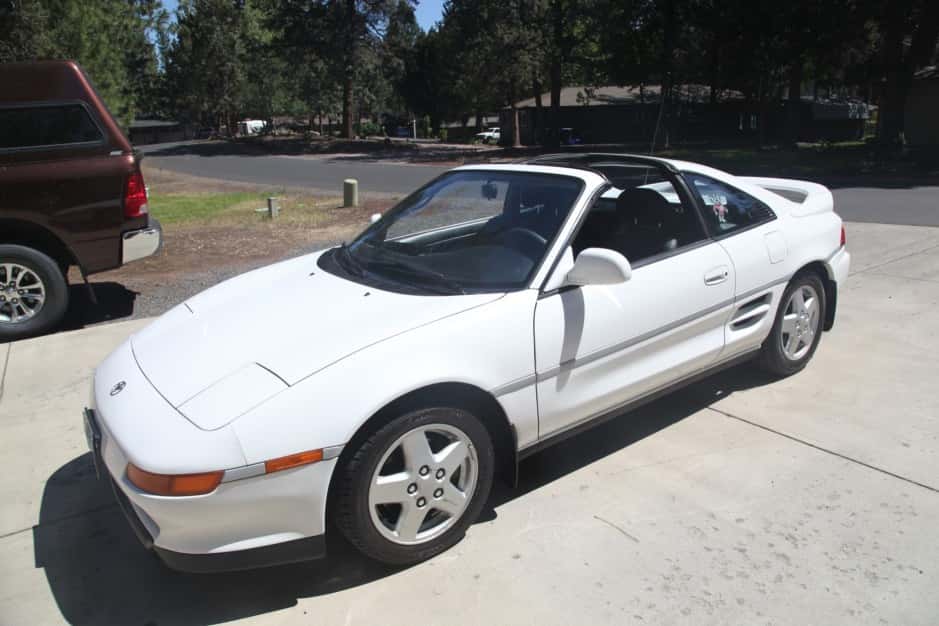 1993 Toyota SW20 MR2 sold for $16,250