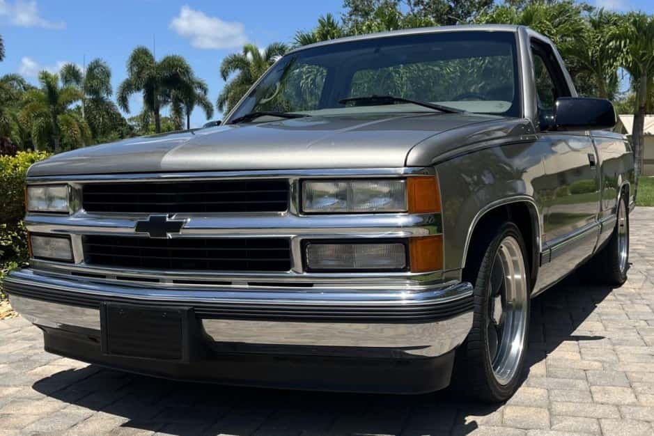 1998 Chevrolet C/K GMT400 (1988-2002) sold for $18,500