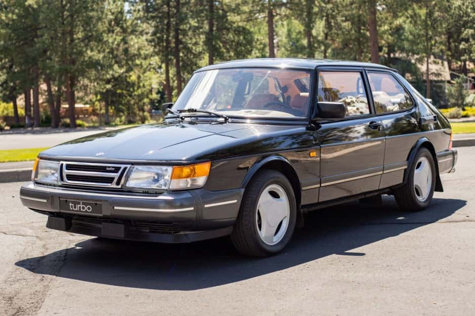 1988 Saab 900 sold for $31,000