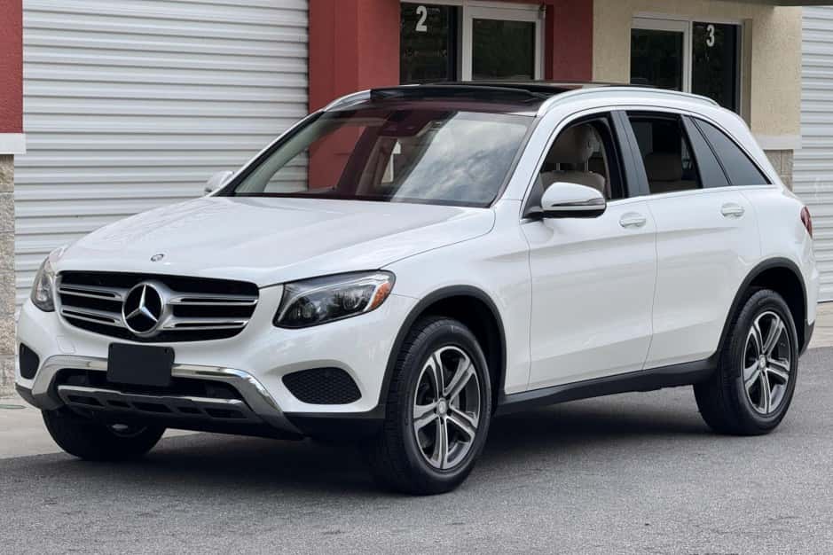 2016 Mercedes-Benz  sold for $14,600