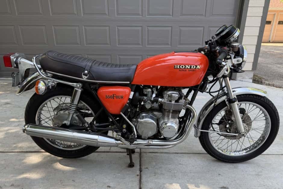 1976 Honda CB500 Four & CB550 sold for $2,810