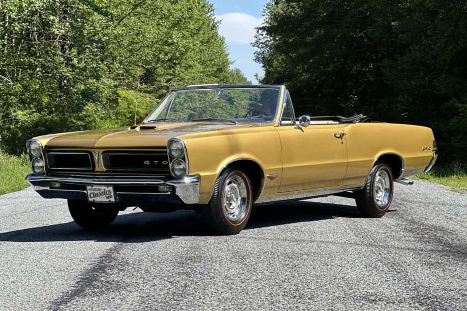 1965 Pontiac GTO (1964-1967) sold for $117,000