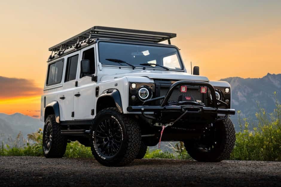 1985 Land Rover 110 / Defender 110 (Euro Spec) sold for $125,110