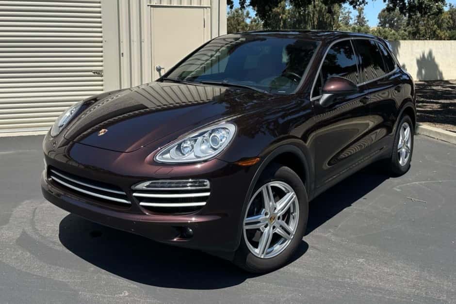 2014 Porsche 958 Cayenne (2011-2018) sold for $38,500