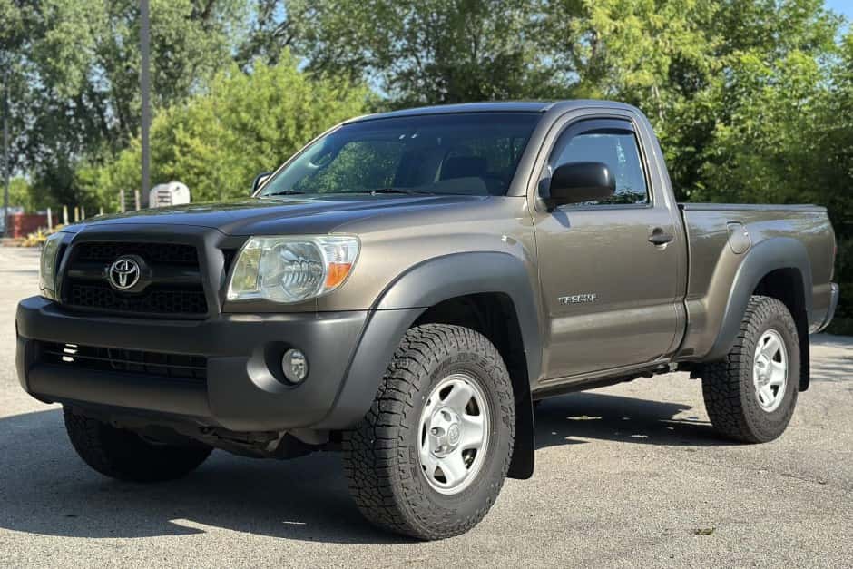 2010 Toyota Tacoma (N2X0 2005-2015) sold for $22,500