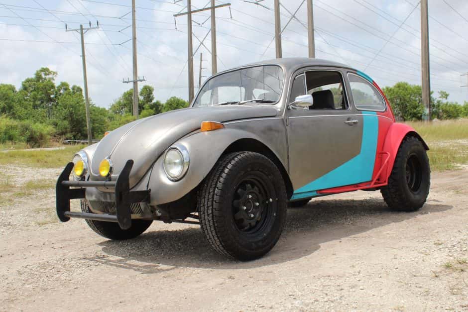 1972 Volkswagen Beetle (1958-1979) sold for $8,100