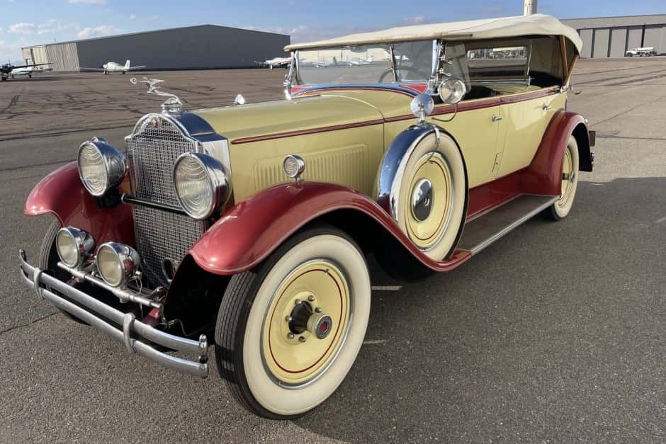 1930 Packard Eight sold for $81,000