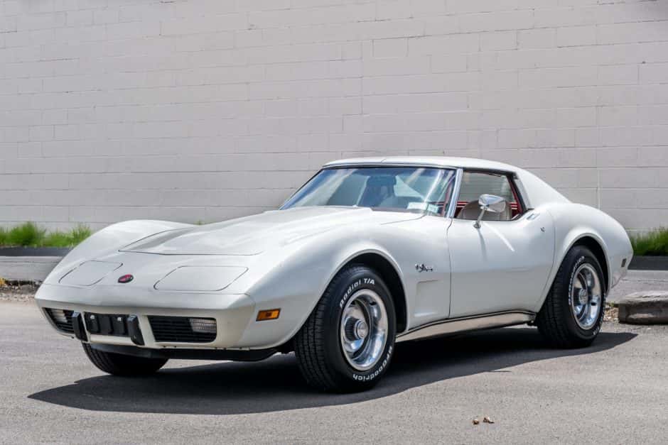 1976 Chevrolet Corvette C3 sold for $14,500