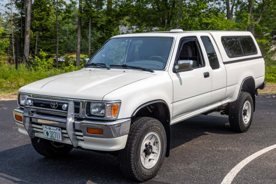 1994 Toyota Pickup (N80/90/100/110 1989-1997) sold for $13,500