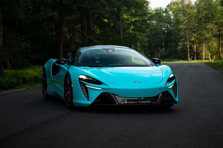 2025 McLaren  sold for $258,000