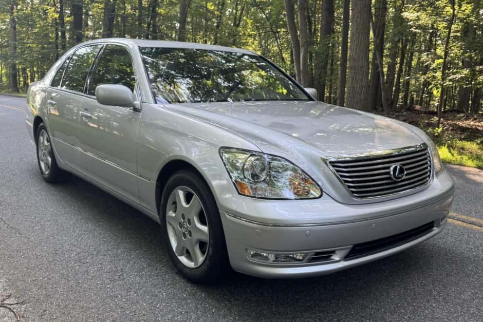 2004 Lexus LS Sedan sold for $16,500