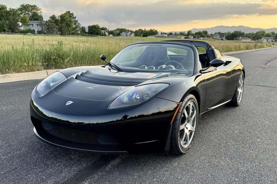 2008 Tesla Roadster sold for $46,000