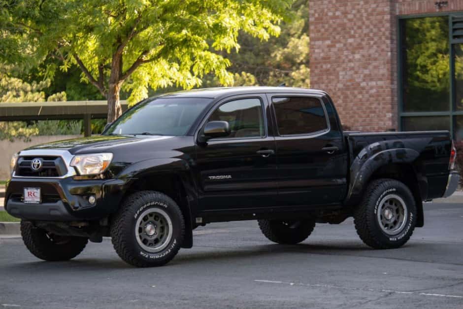 2012 Toyota Tacoma (N2X0 2005-2015) sold for $28,000