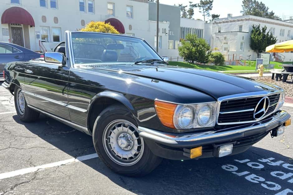 1985 Mercedes-Benz R107 SL sold for $13,500