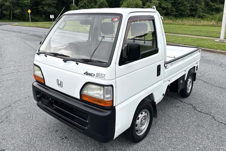 1995 Honda Acty sold for $7,900
