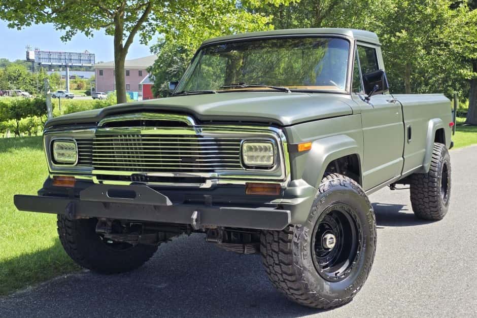 1985 Jeep Pickup sold for $24,000