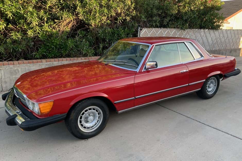 1976 Mercedes-Benz C107 SLC sold for $5,900