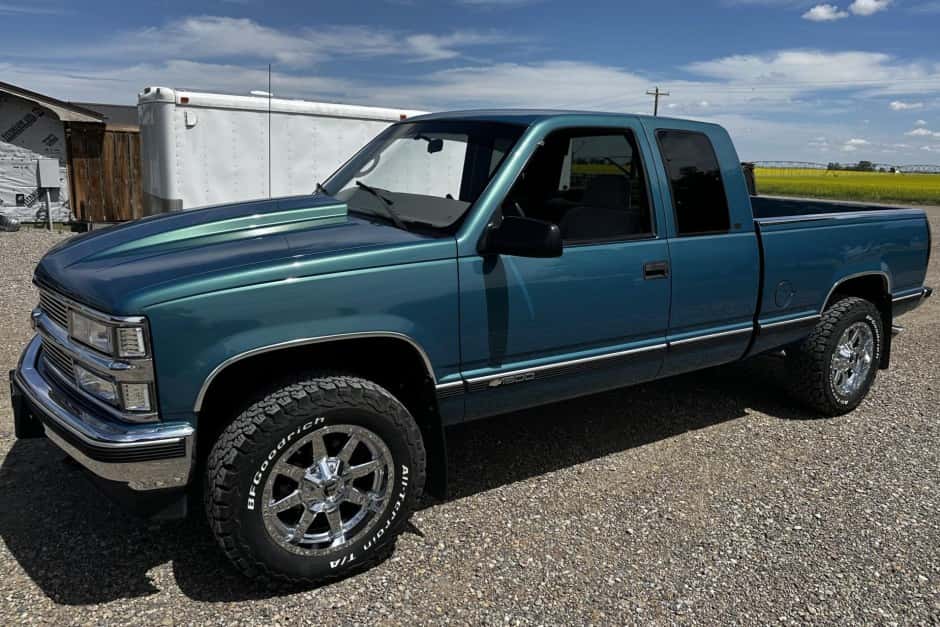 1998 Chevrolet C/K GMT400 (1988-2002) sold for $16,750