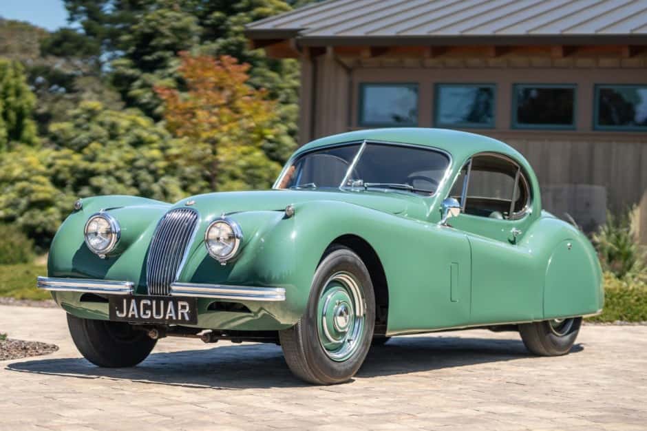 1953 Jaguar XK120 sold for $60,000