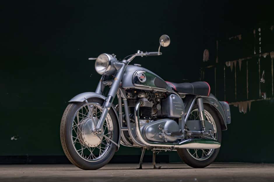 1957 Norton Dominator sold for $8,100