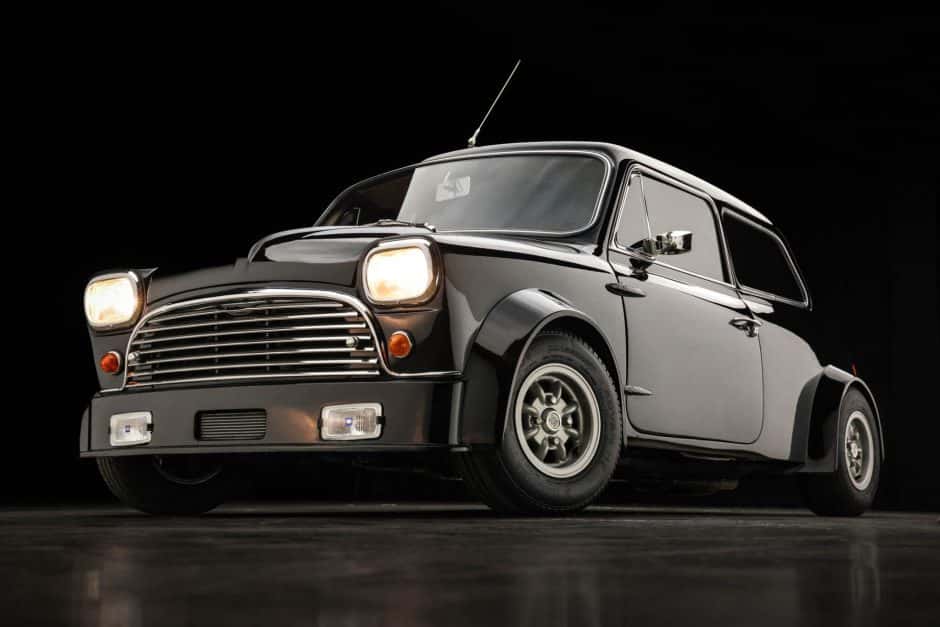 1967 Mini Mk I-III Cooper sold for $40,000