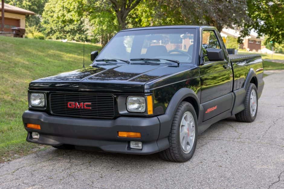 1991 GMC Syclone sold for $57,091