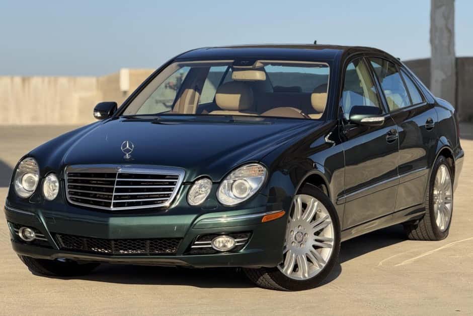 2008 Mercedes-Benz W211 E-Class sold for $9,850