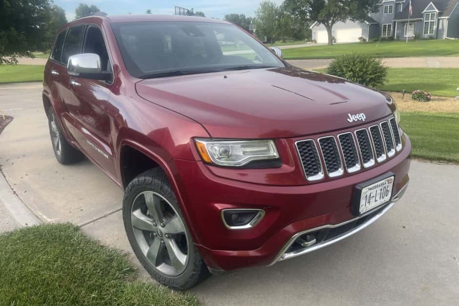 2014 Jeep WK2 Grand Cherokee sold for $9,200