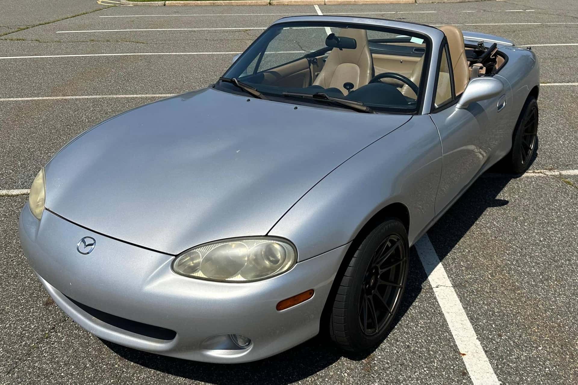 2001 Mazda NB Miata sold for $7,300