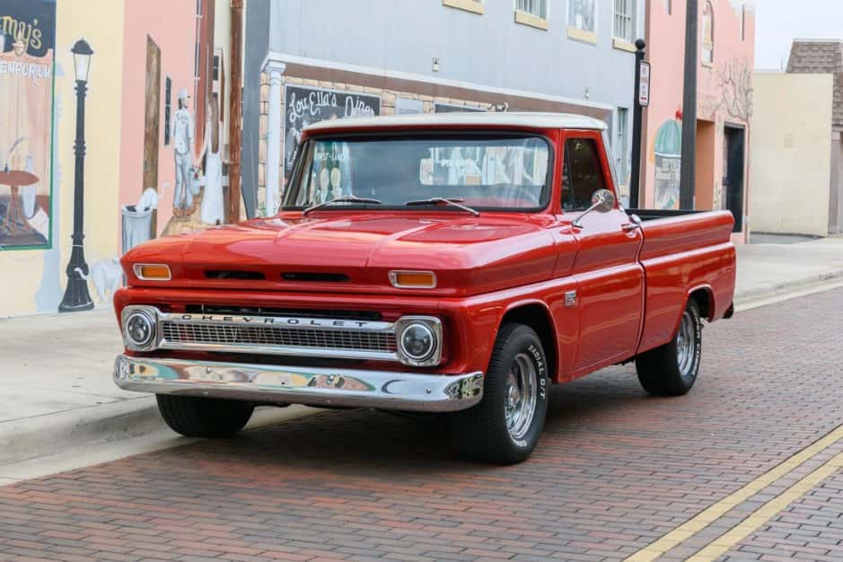 1966 GMC C/K 1960-1966 sold for $17,500