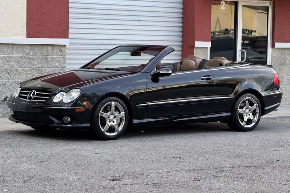 2007 Mercedes-Benz CLK-Class sold for $9,644