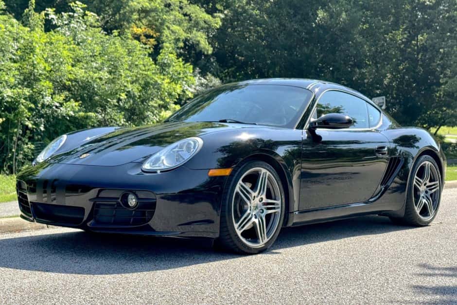2008 Porsche 987 Cayman sold for $36,750