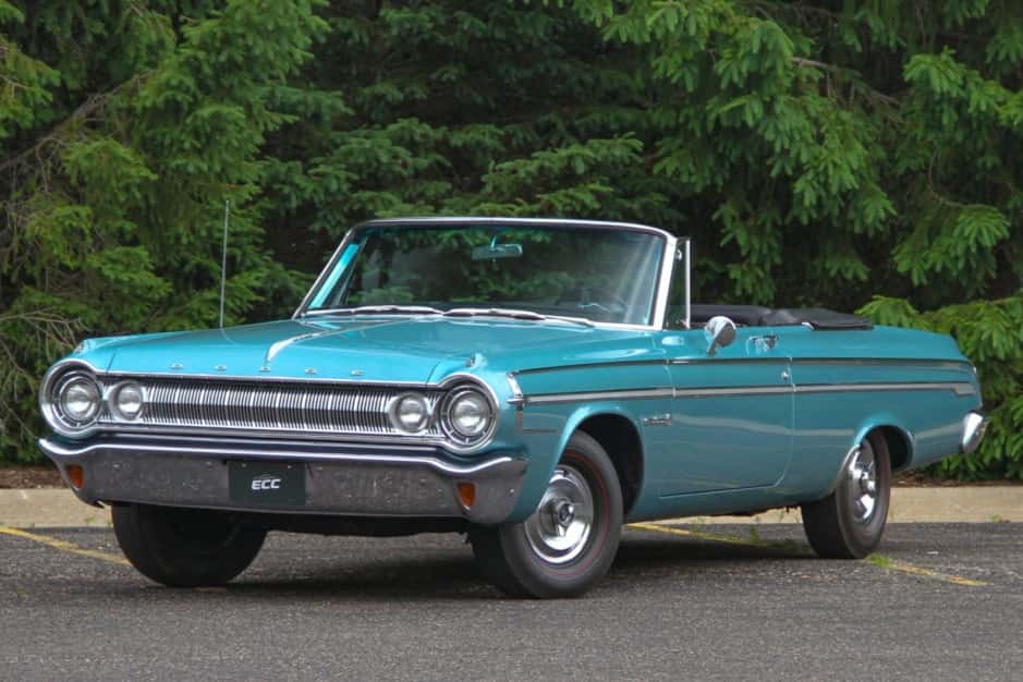 1964 Dodge Polara sold for $18,250