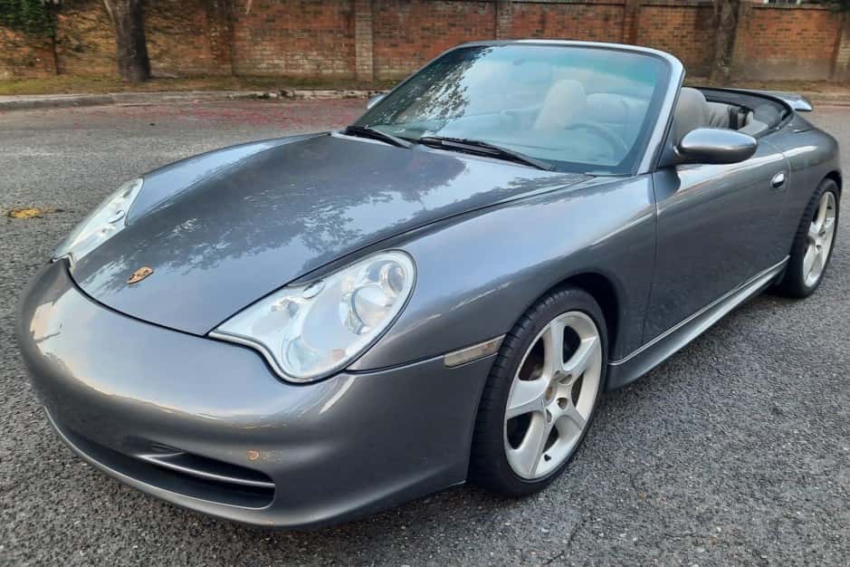 2003 Porsche 996 911 (Non-Turbo/GT2/GT3) sold for $23,000