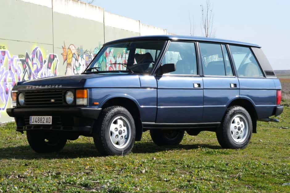 1993 Land Rover Range Rover Classic sold for $20,500