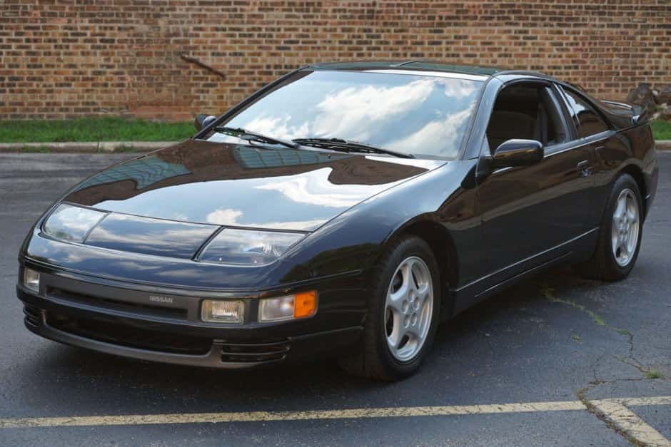 1990 Nissan Z32 300ZX sold for $18,500