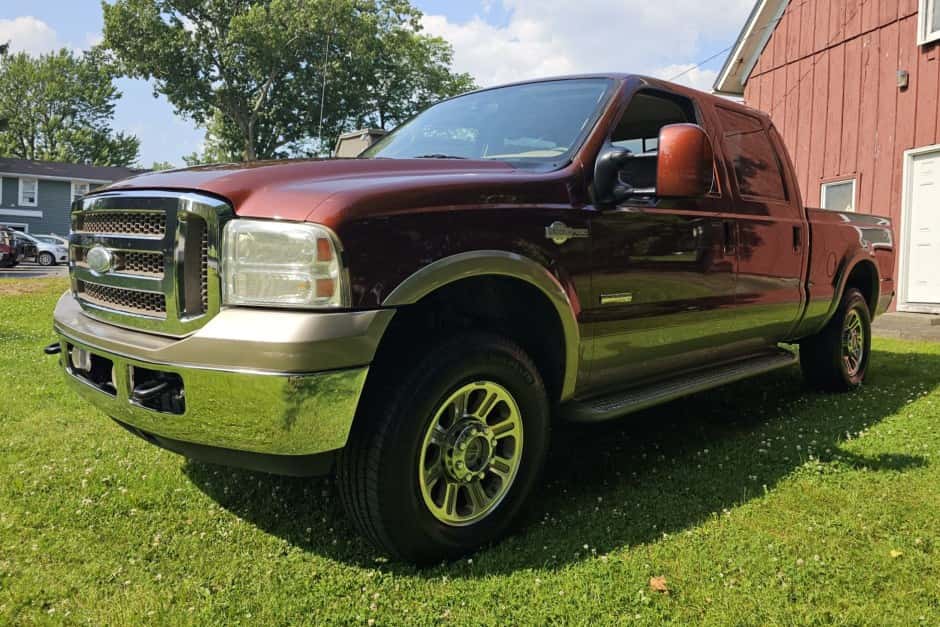 2005 Ford Super Duty 1999-2007 sold for $27,050