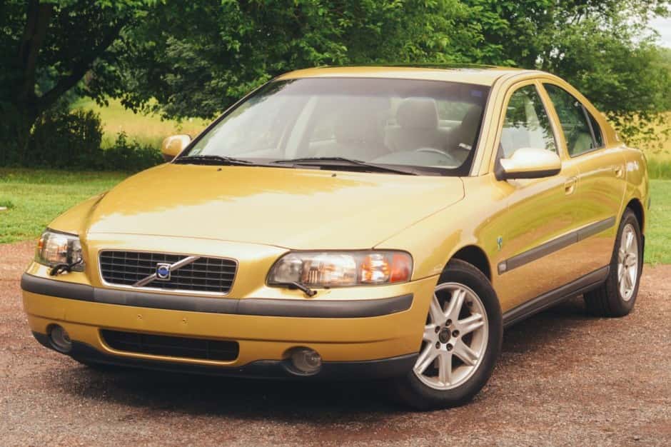 2001 Volvo S60 sold for $3,960