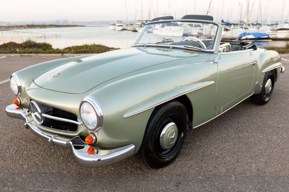 1957 Mercedes-Benz 190SL sold for $199,000
