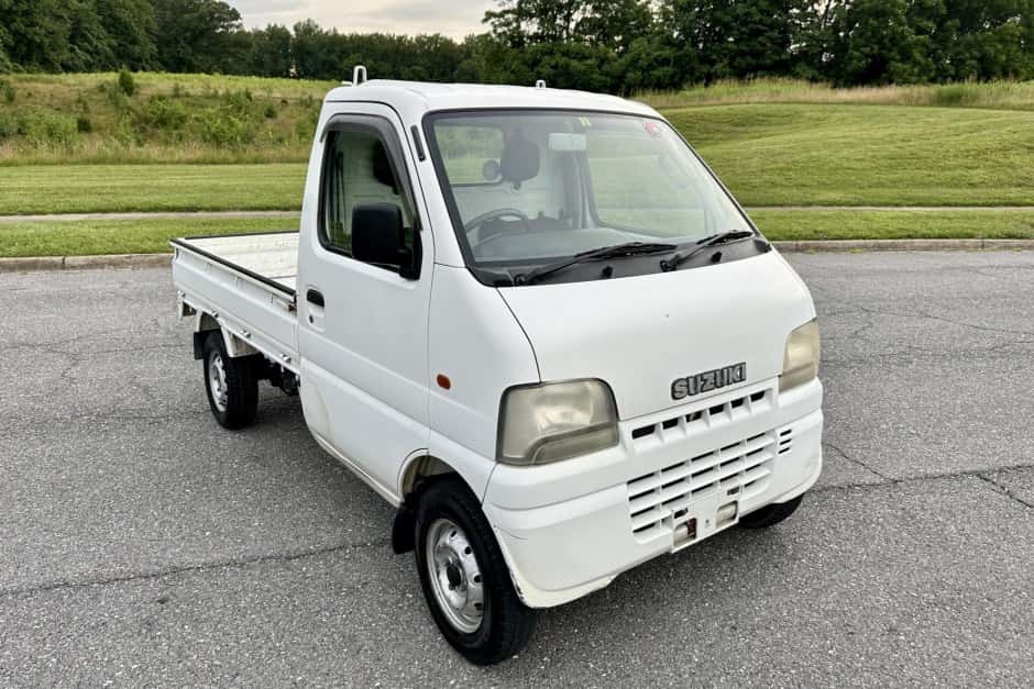 2000 Suzuki Carry sold for $6,275