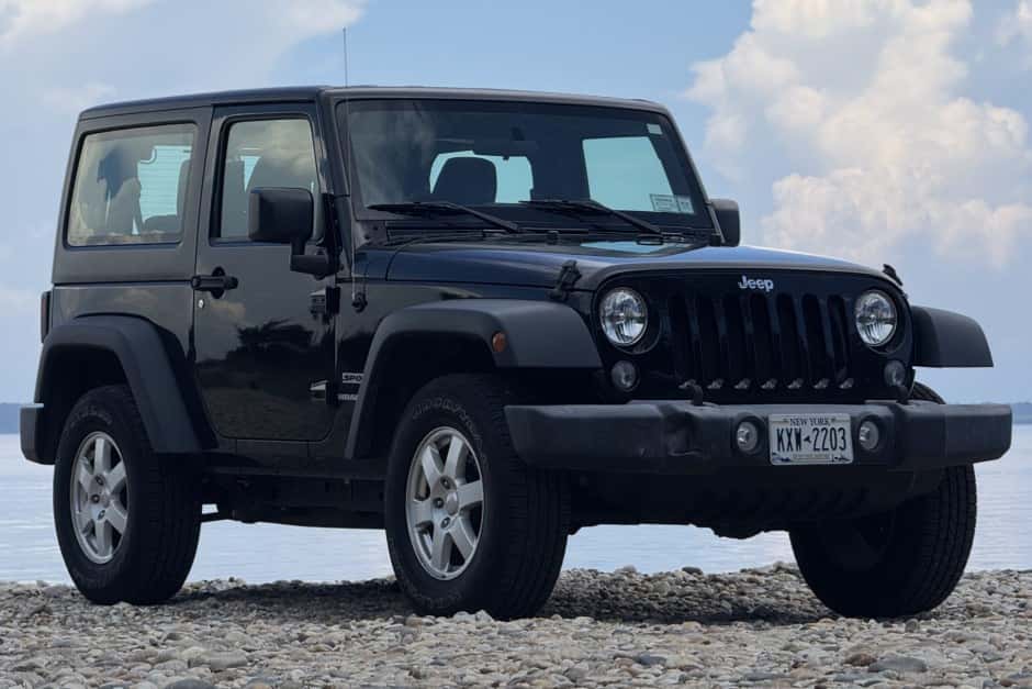 2016 Jeep Wrangler JK (2007-2018) sold for $15,000