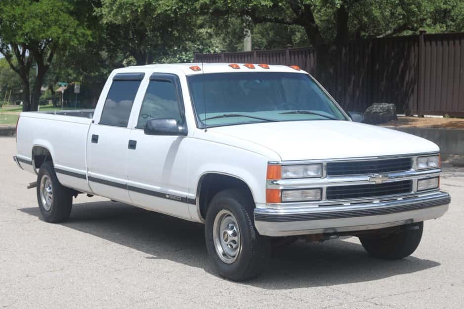 1999 Chevrolet C/K GMT400 (1988-2002) sold for $11,050