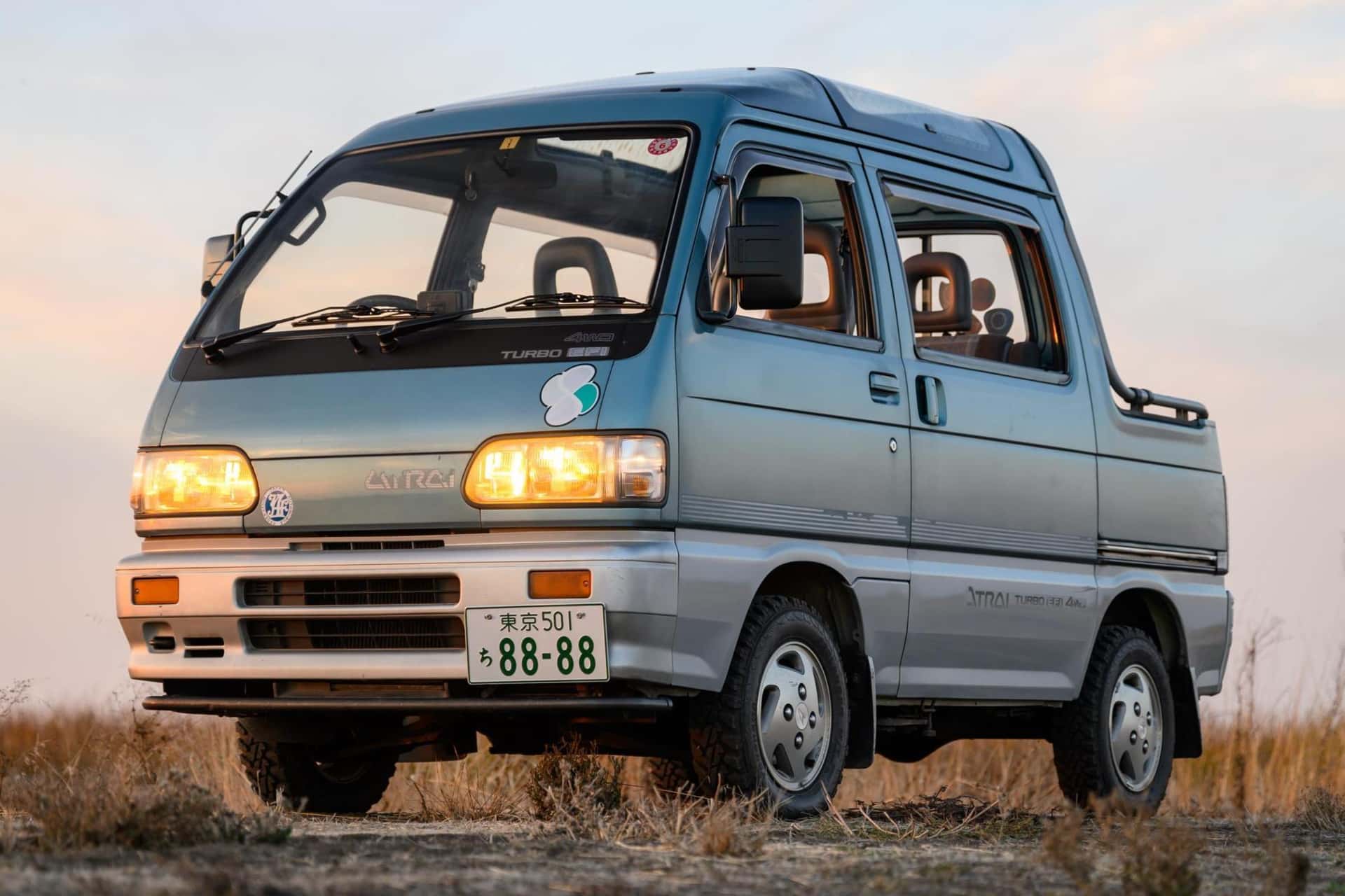 1992 Daihatsu Atrai sold for $12,300