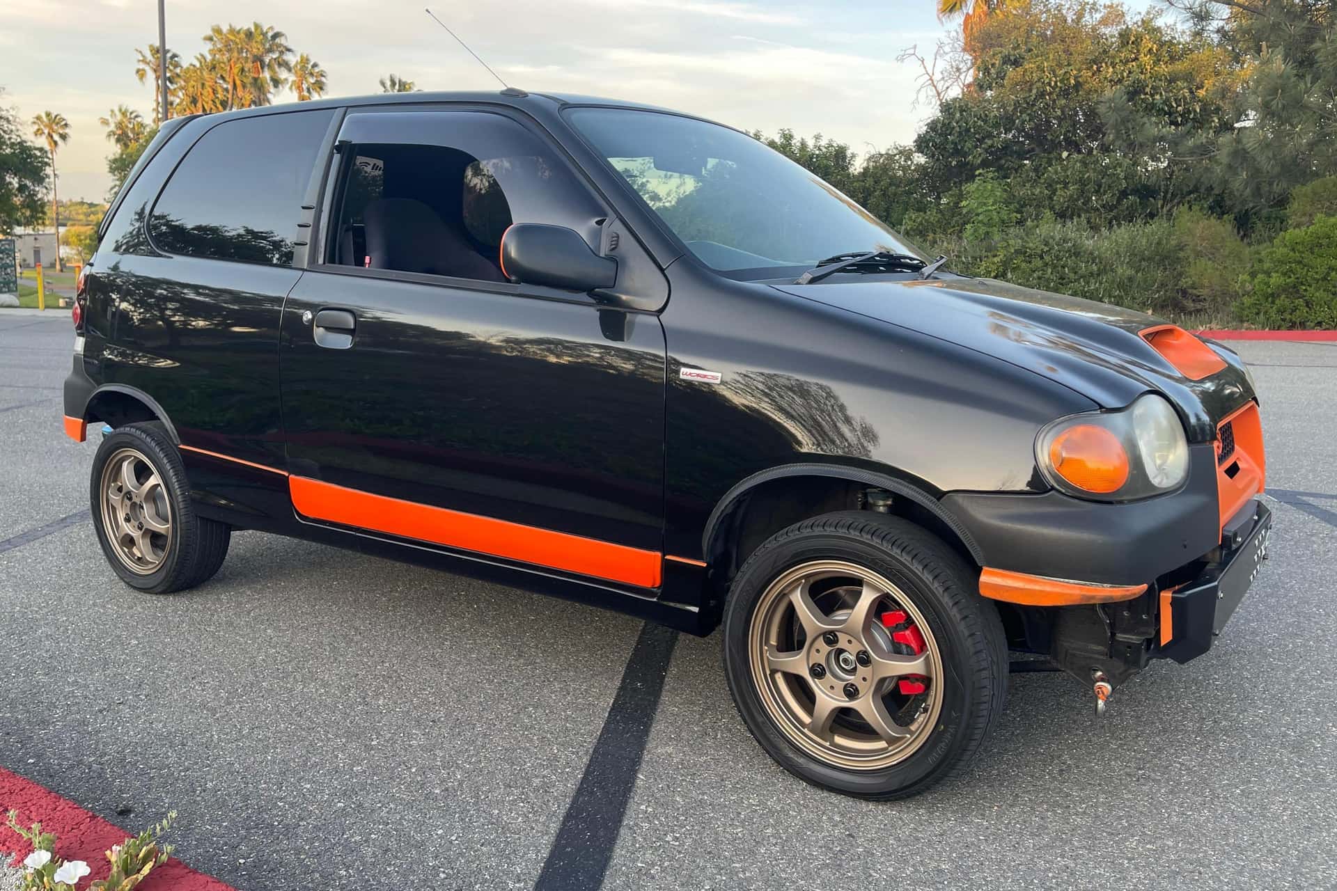 1999 Suzuki Alto sold for $3,300