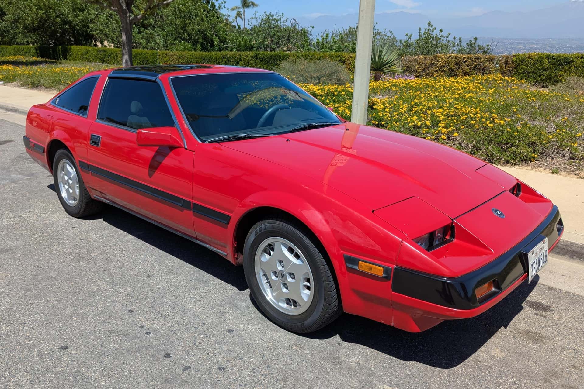 1985 Nissan 300ZX sold for $6,969
