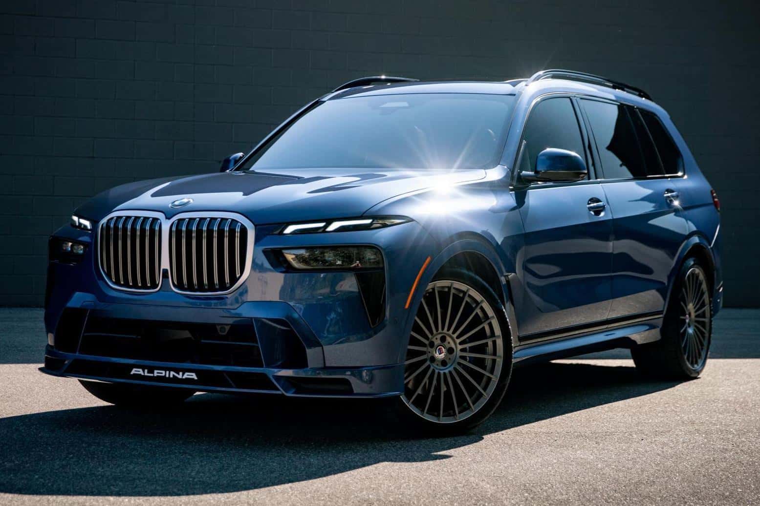 2023 BMW Alpina XB7 sold for $116,500
